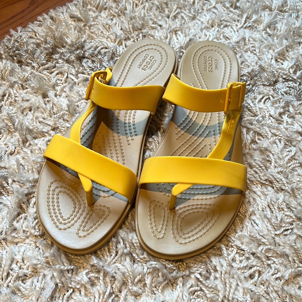 Crocs Sandals - Size 9